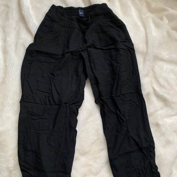 Black American eagle flow-y pants - Picture 2 of 3
